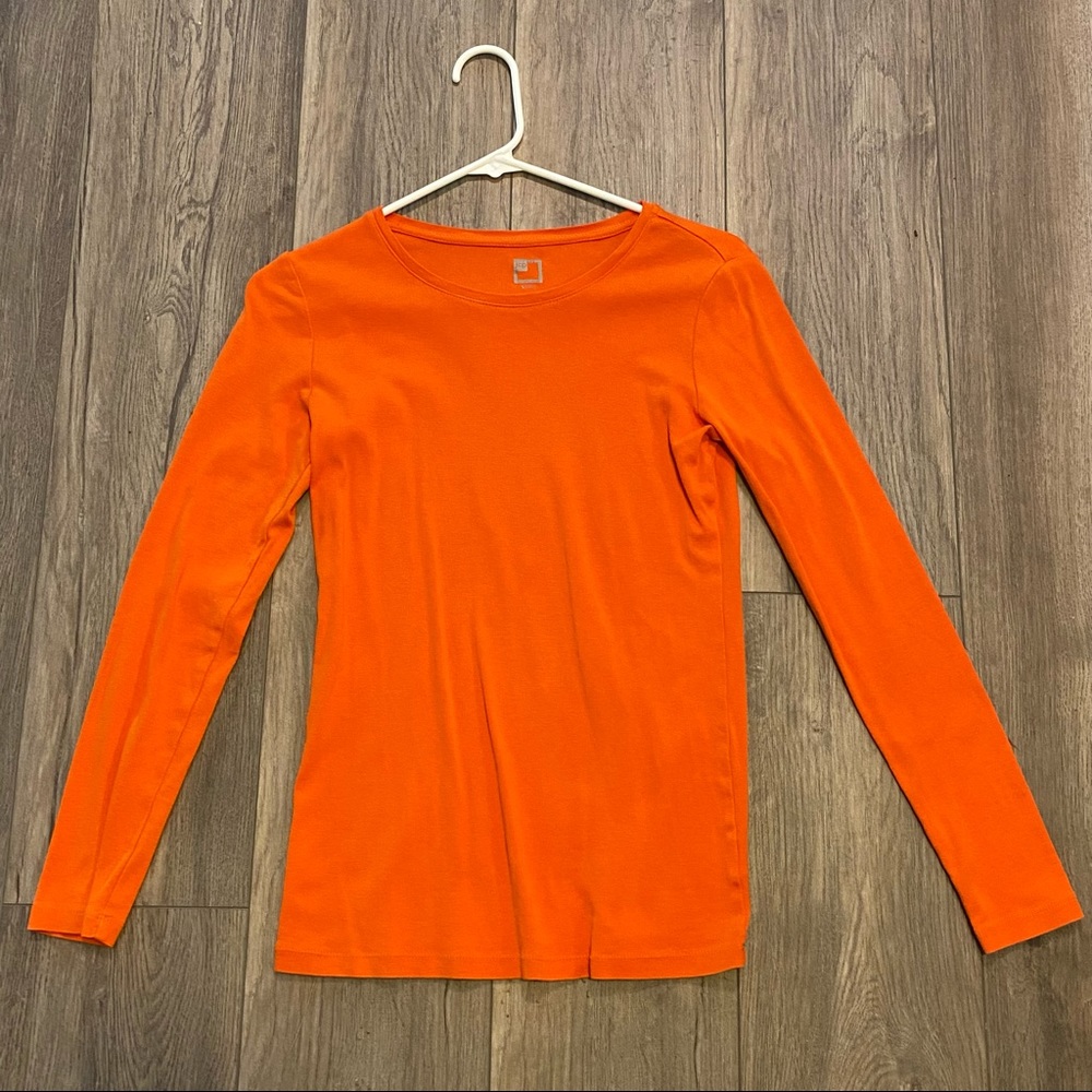 Long sleeve orange t-shirt